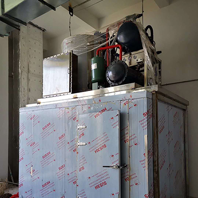 10吨不锈钢防爆级片冰机交付山东某医药厂